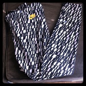 Nike leggings